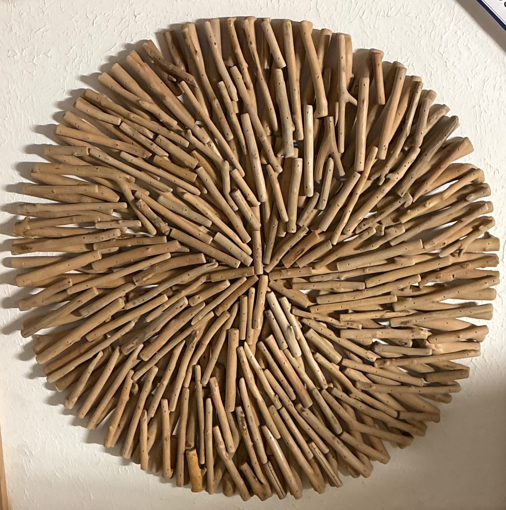 O108 starburst wall art