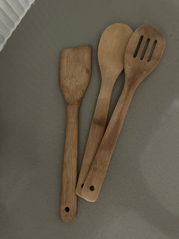 R532 wooden spoons