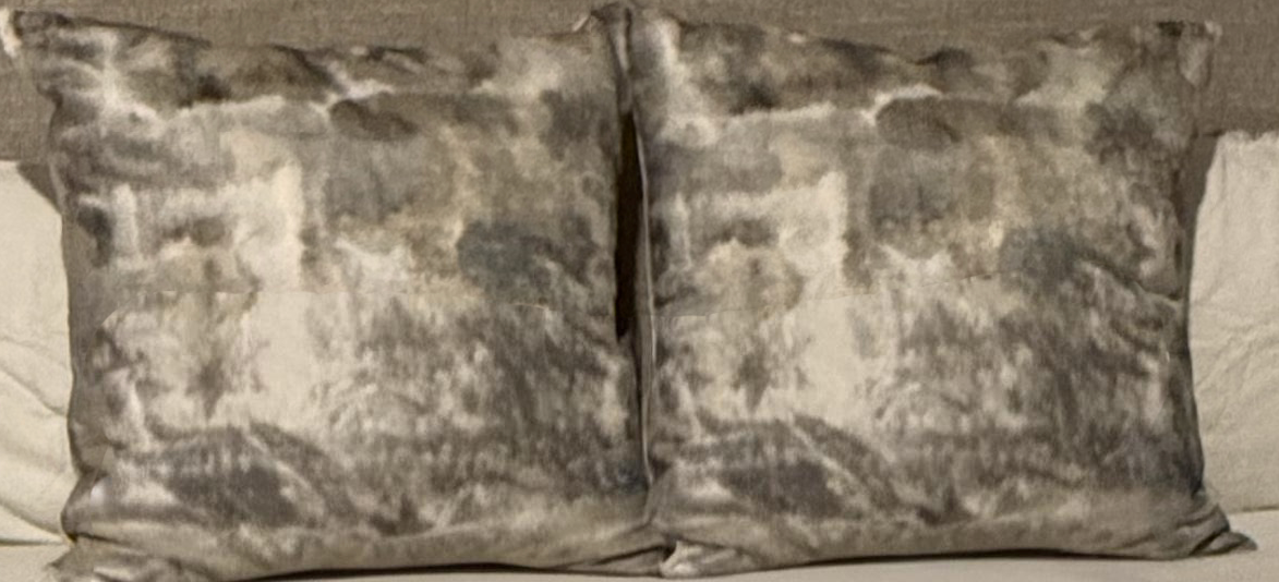 O108 Euro shams Master