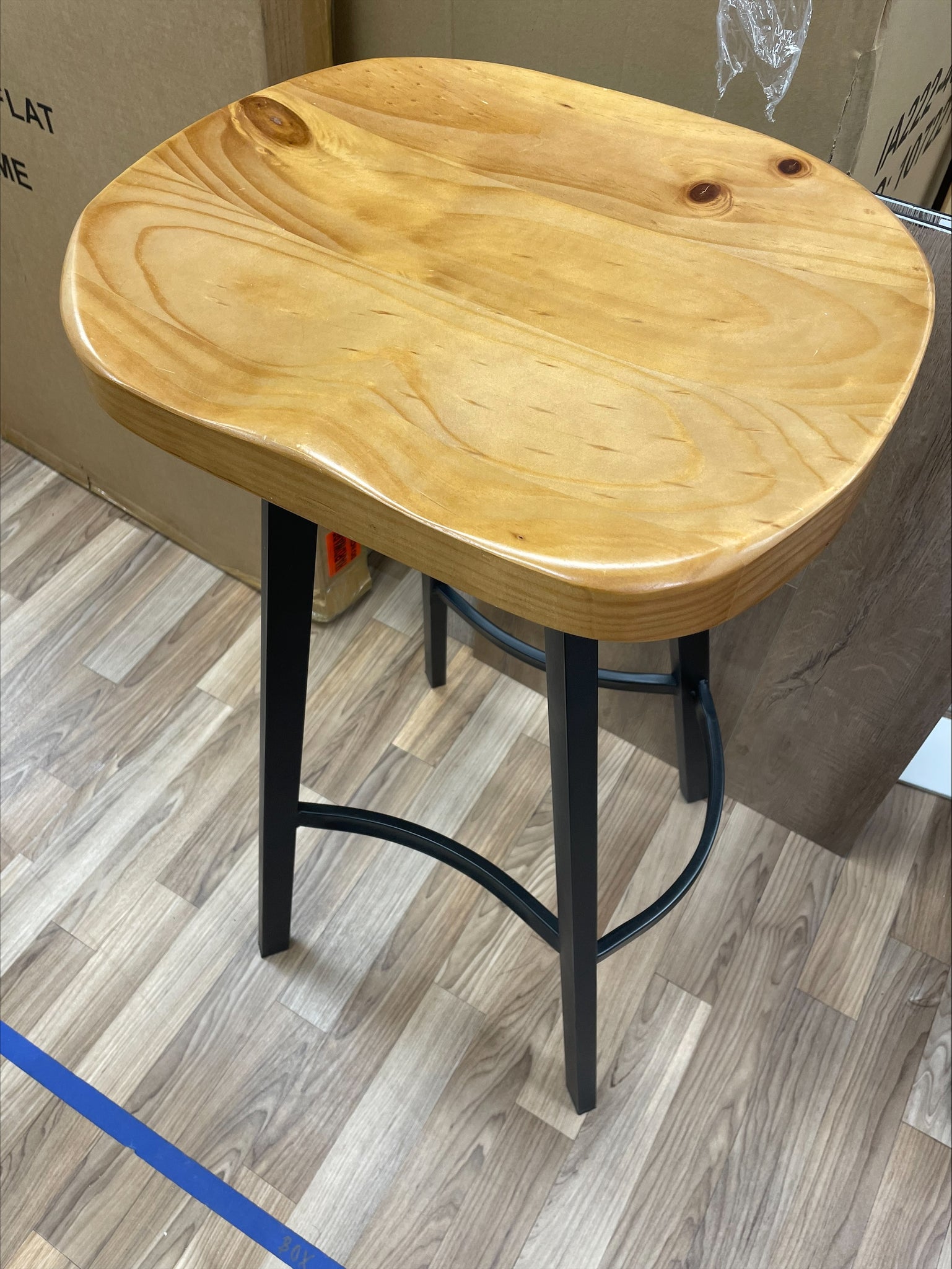 R532 Barstools