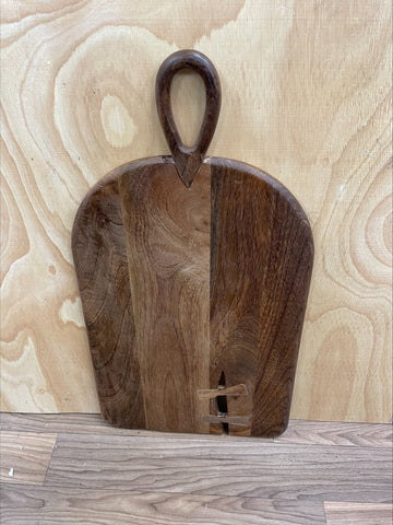 R532 dark cutting board
