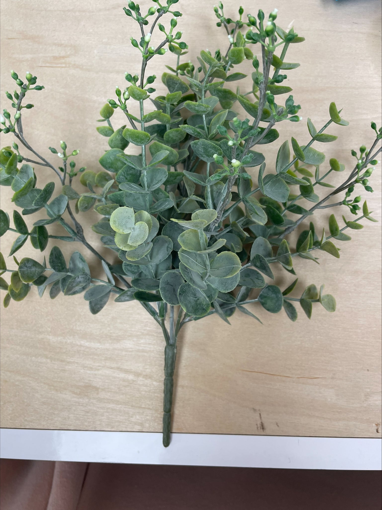 R532 mini eucalyptus bunch